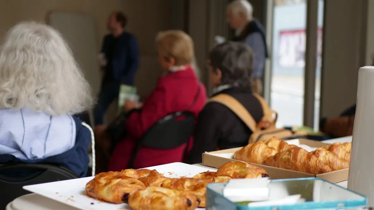 Café des voisins au Pavillon de la Sirène